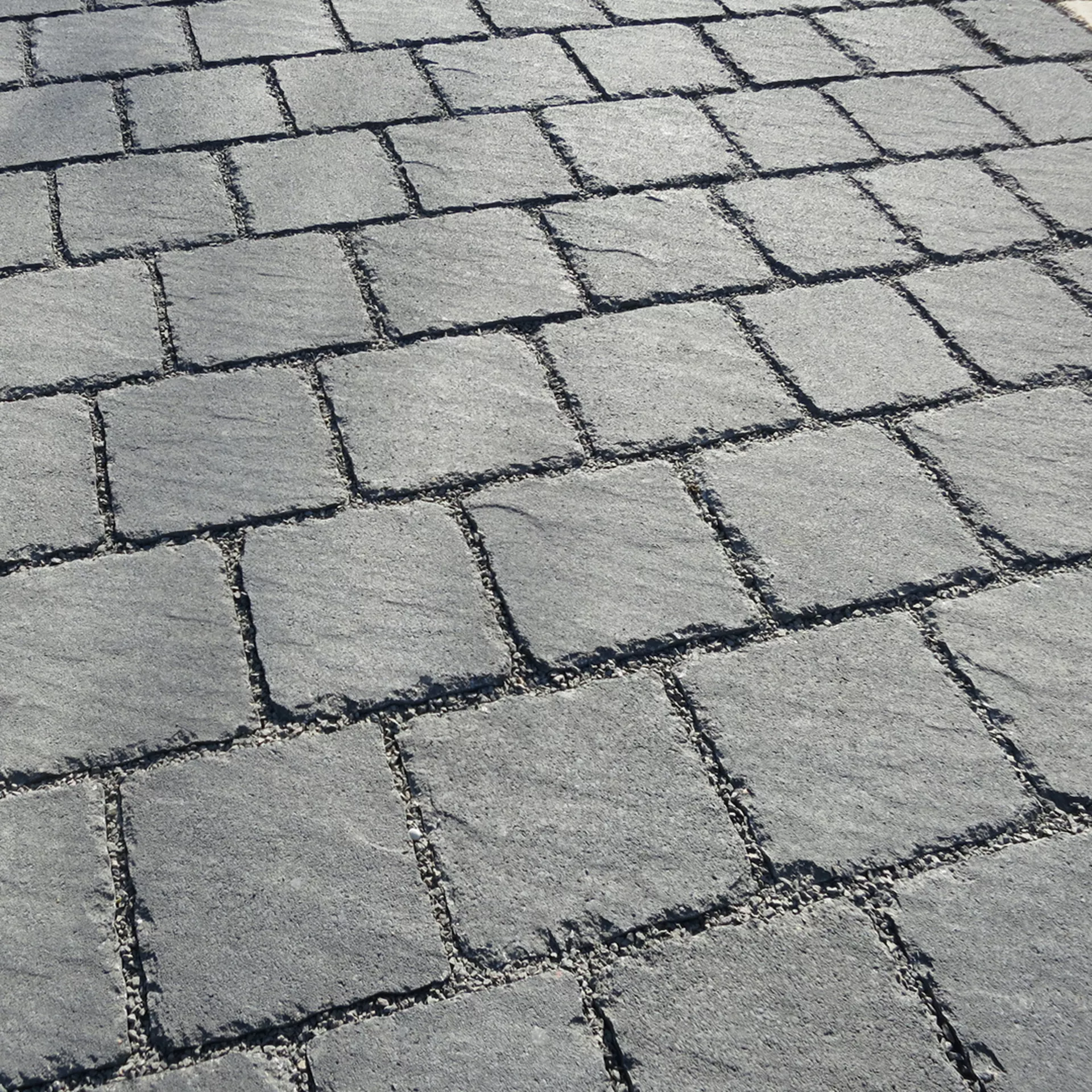 FRIEDA<sup>®</sup> DRAIN Ökosteine Kanten gebrochen