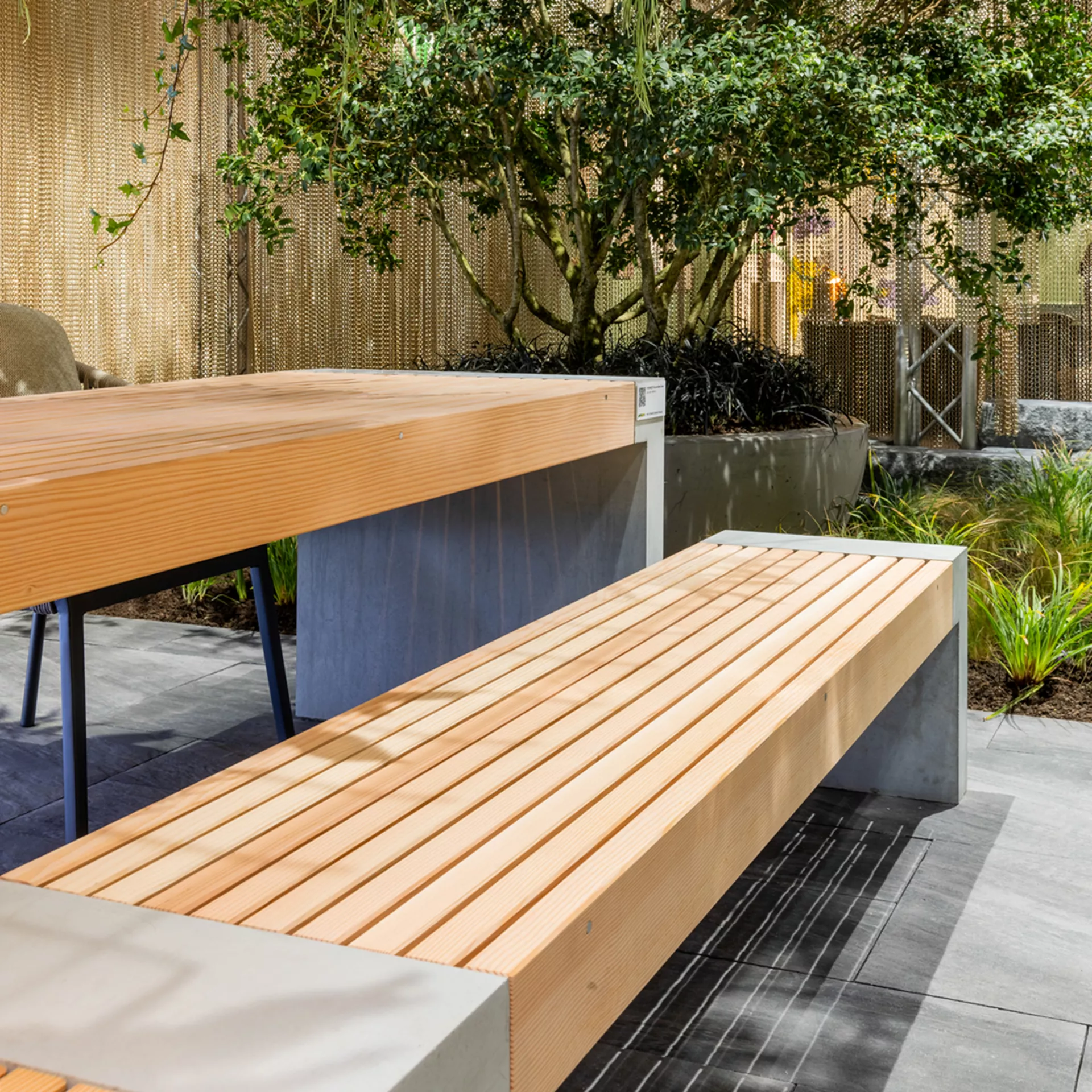 INTERMEZZO<sup>®</sup> Tisch und Bank Corner