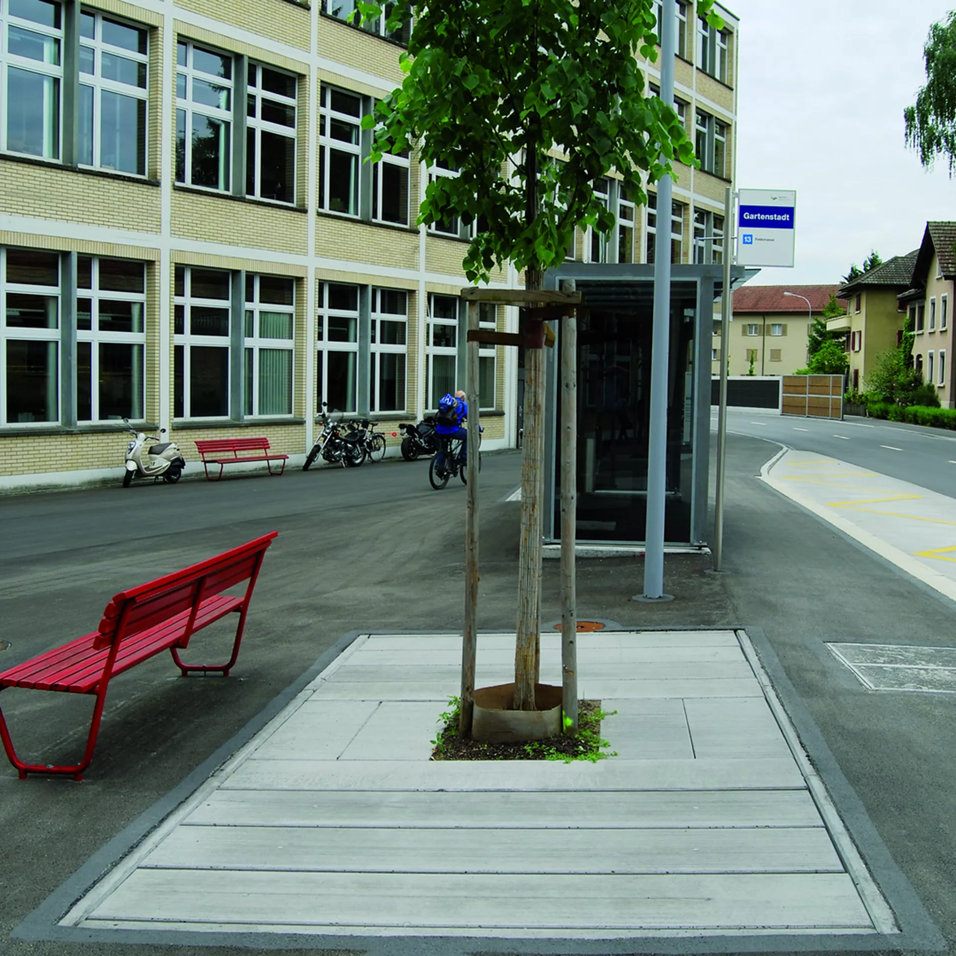 F+F Eléments de base pour la protection de l'espace racinair re des arbres