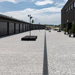 Pavé FRIEDA® FORTE  arêtes cassées