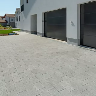 Pavés RAINA légèrement chanfreinés