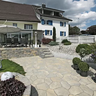 HACIENDA<sup>®</sup> CAMINOS polygonales Plattensystem