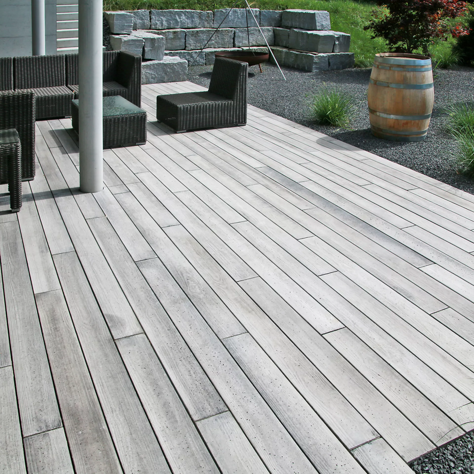 BOSCUS Betonbretter mit Holz- oder Rillenstruktur