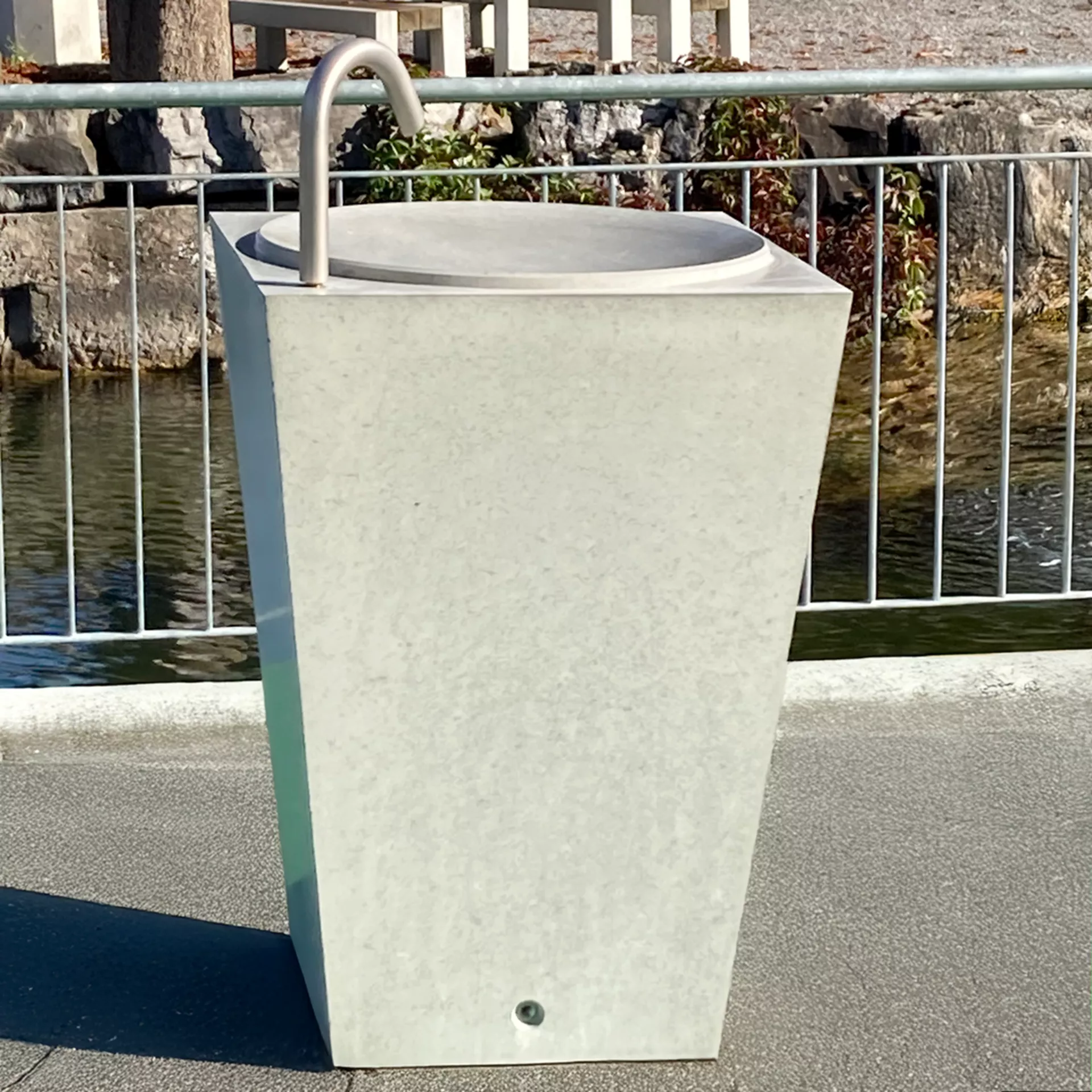 ALQUADRO Trinkwasserbrunnen