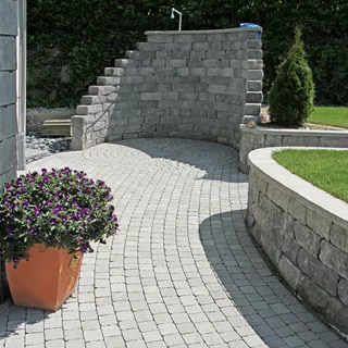 FRIEDA<sup>®</sup> Pflastersteine Kanten gebrochen