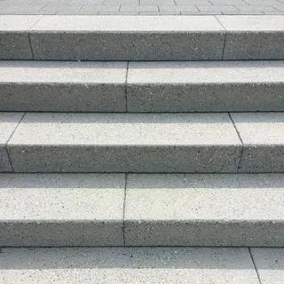 PARCO<sup>®</sup> Blockstufen gefast gestrahlt