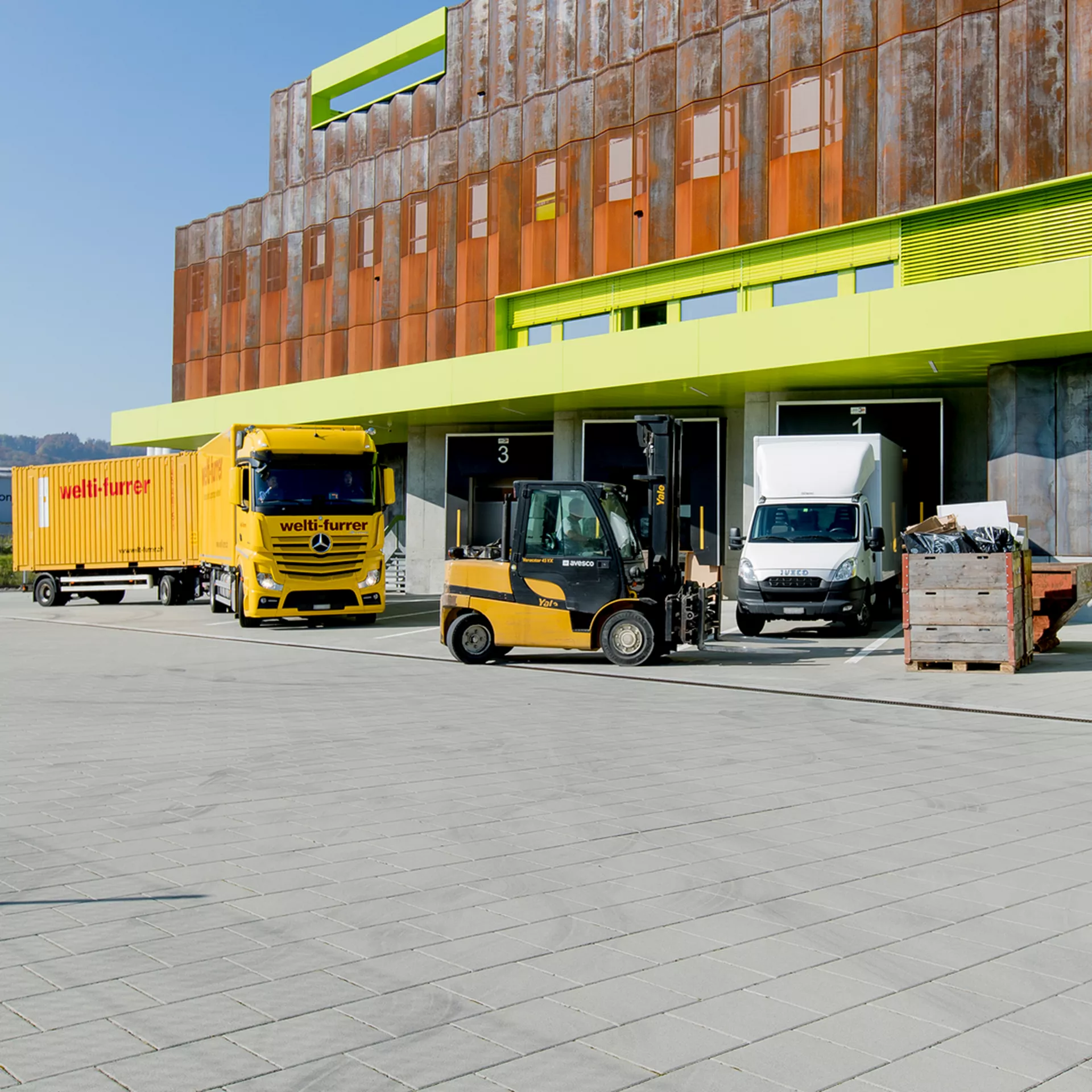 VS 5<sup>®</sup> Schwerlastpflastersteine mit 5-facher Versc hiebesicherung