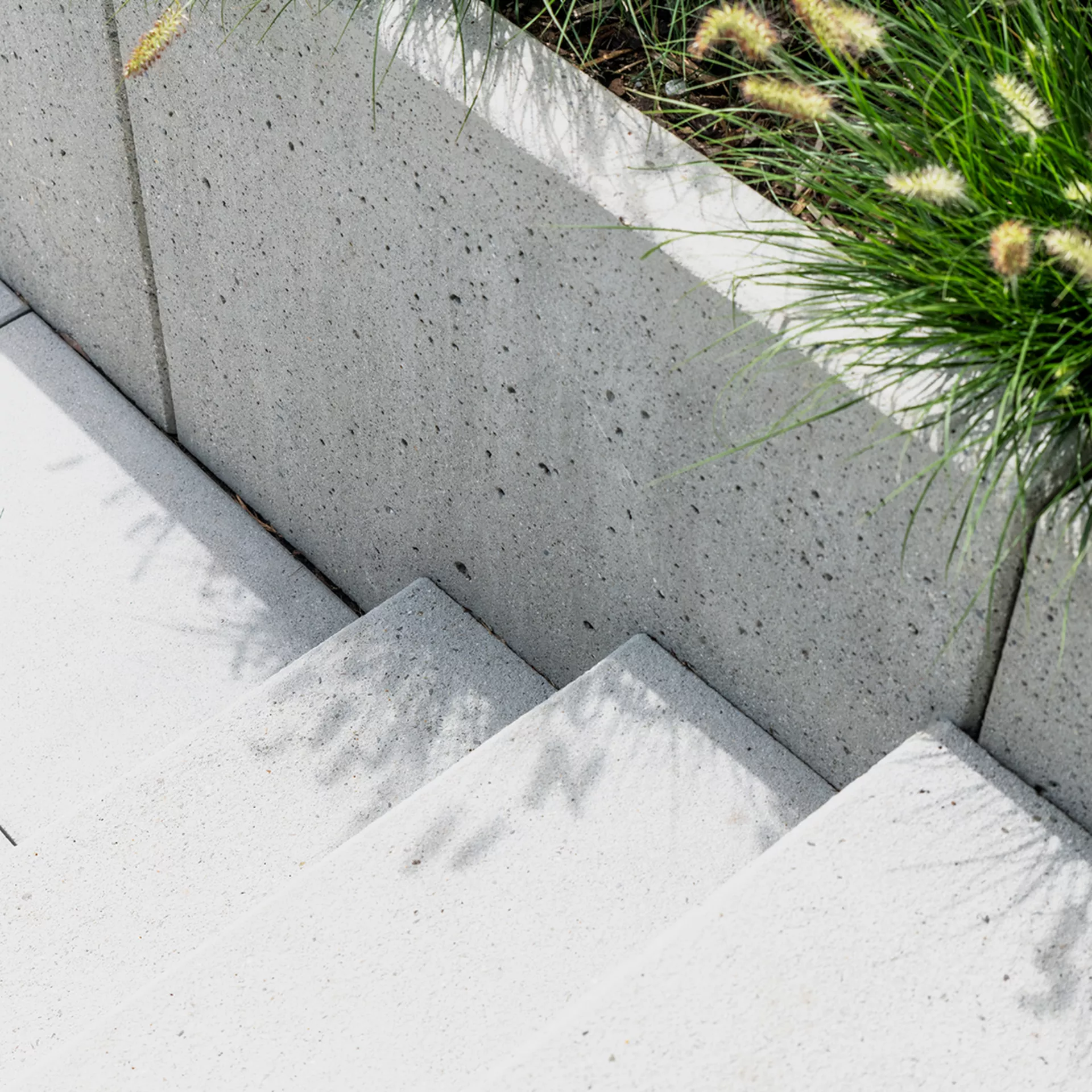 ROZTEC<sup>®</sup> MIDI Winkelplatten gestrahlt