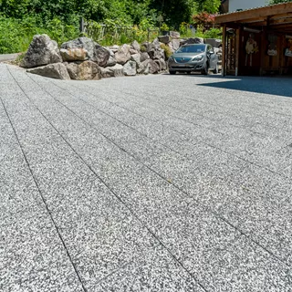 CARENA<sup>®</sup> Sickersteine fino gefast mit Edelvorsatz