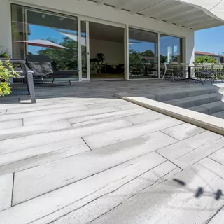 LENIA Gartenplatten mit Holzstruktur